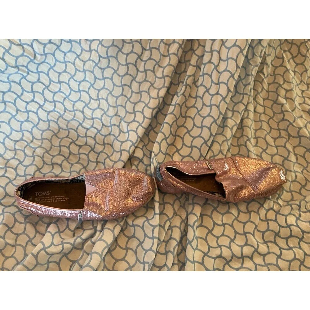 TOMS Pink Glitter Slip On Shoes Youth 6 Good Used Condition